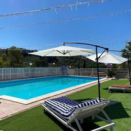Oasi Di Pace Tra Le Colline Siciliane Con Piscina Privata Сasa de vacaciones *