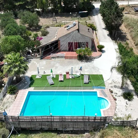 Сasa de vacaciones Oasi Di Pace Tra Le Colline Siciliane Con Piscina Privata